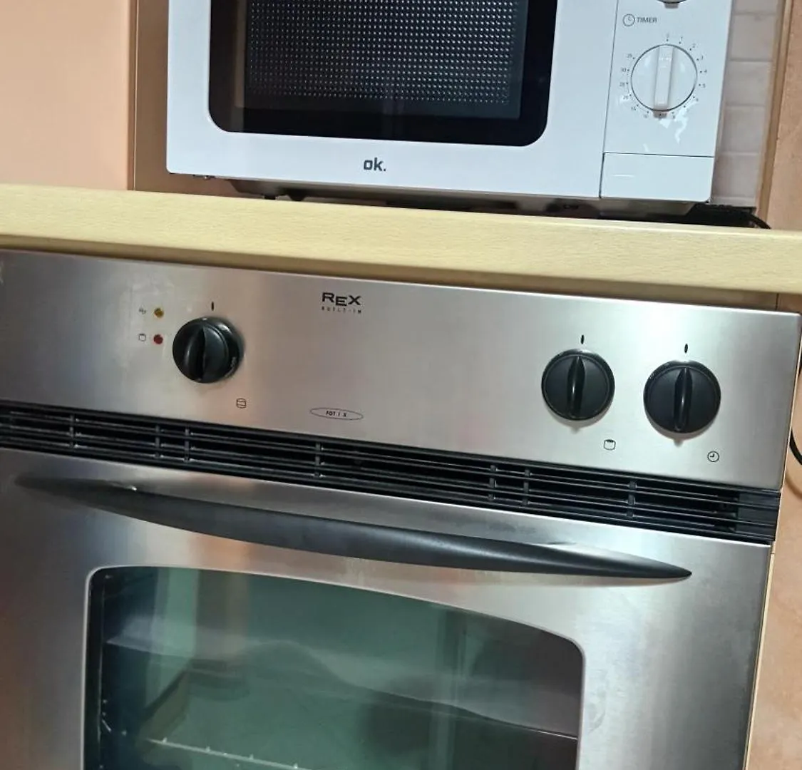 Bed and Breakfast Casa Francesco Aeroporto di Catania Fontana Rossa 0*,
